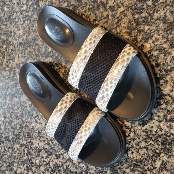 LOGO by Lori Goldstein - Picture 3 of 7